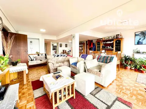 Departamento en Venta de 6 ambientes