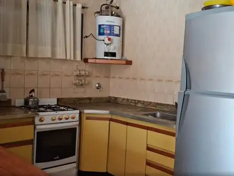 CASA + DEPARTAMENTO EN AGUAS VERDES