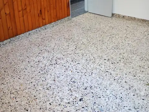 VENTA URGENTE CASA, APTA CREDITO  / PARQUE / GARAJES
