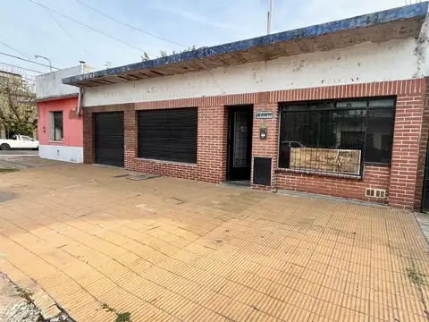 CASA + LOCAL COMERCIAL