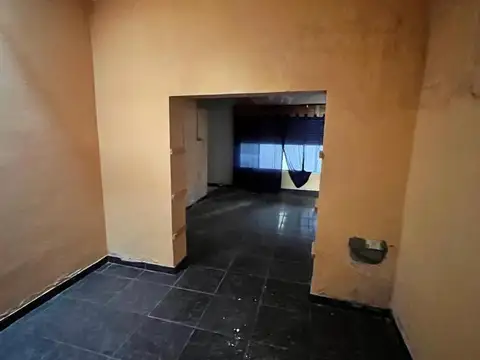 CASA + LOCAL COMERCIAL