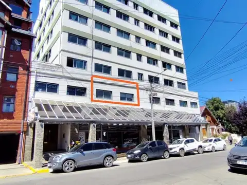 Oficina o consultorio céntrico en venta 