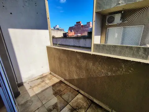 Departamento en Alquiler con 1 cochera