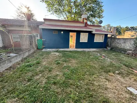 Casa de 3 dormitorios - Alquiler