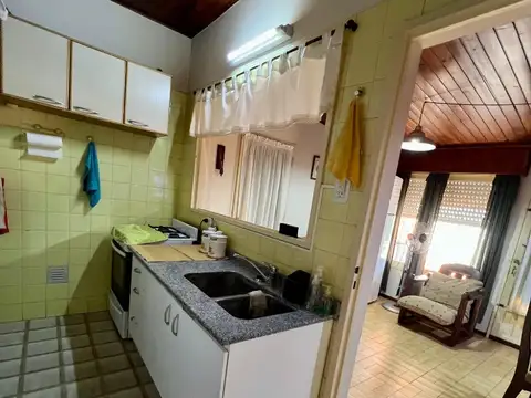 CASA EN VENTA - BUENAS CONDICIONES- APTA CREDITO HIPOTECARIO - BARADERO