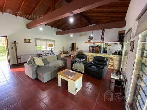 Quinta en Venta en Francisco Alvarez, USD 145.000