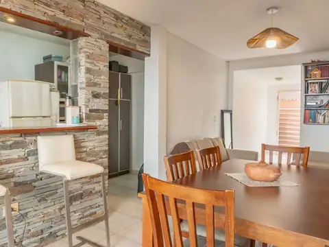 Depto Tipo Casa en Venta en Saavedra, USD 160.000