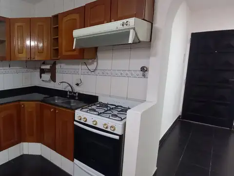 Depto Tipo Casa en Alquiler en Villa Ortuzar, $ 1.200.000