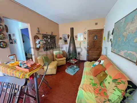 81 esquina 28 , Piso 0