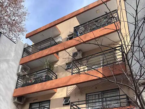 Pacheco 3400 - Monoambiente Apto Prof MUY LUMINOSO