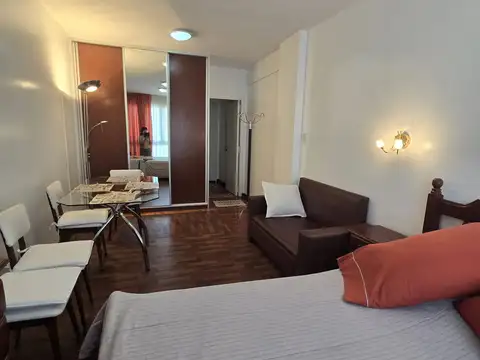 Avenida Independencia 300, Piso 6