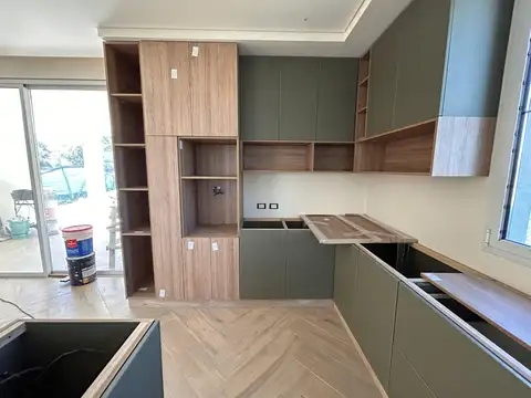 VENTA CASA 5 AMBIENTES - BARRIO PRIVADO SANTO TOMAS PILAR