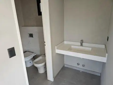 Departamento en Alquiler con 1 cocheras