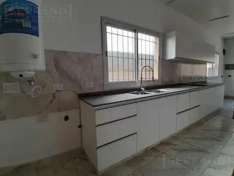 Casa en Venta en Benavidez, USD 250.000