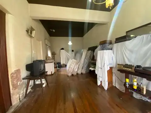 Casa en Venta en Liniers, USD 115.000