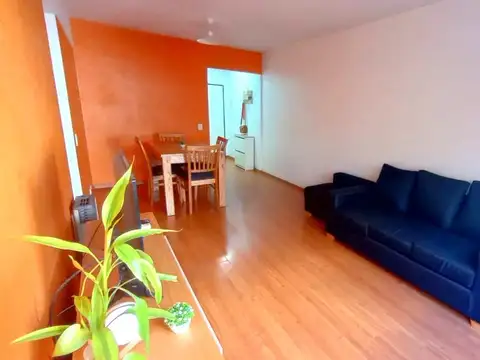 VENTA DEPARTAMENTO 3 AMBIENTES - TERCER (3°) PISO POR ESCALERA - Caballito