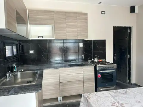 Casa 3 ambientes con 2 baños