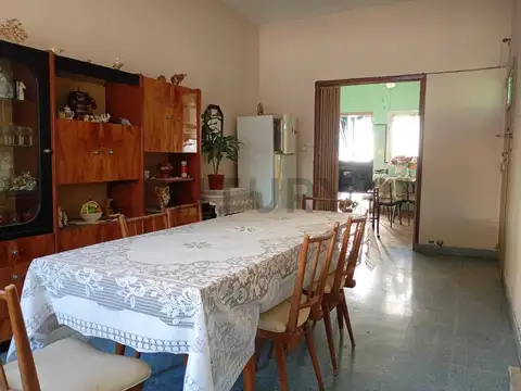 José León Suárez 5000, Piso 0