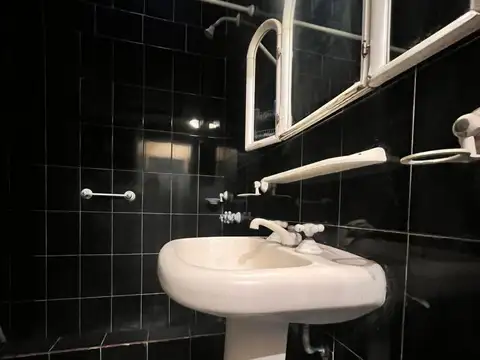 Depto Tipo Casa en Venta 40 años