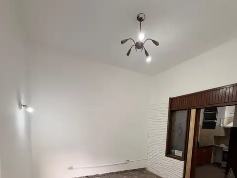 Depto Tipo Casa 2 ambientes con 1 baño