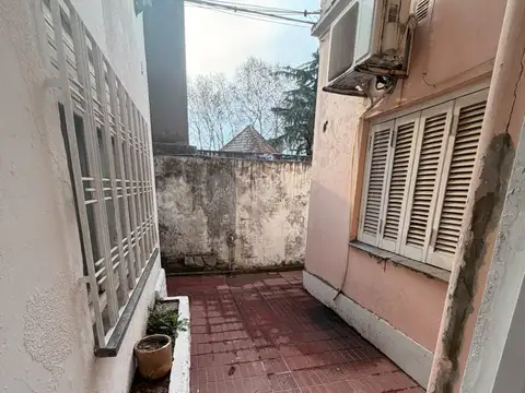 Depto Tipo Casa en Alquiler de 1 dormitorio