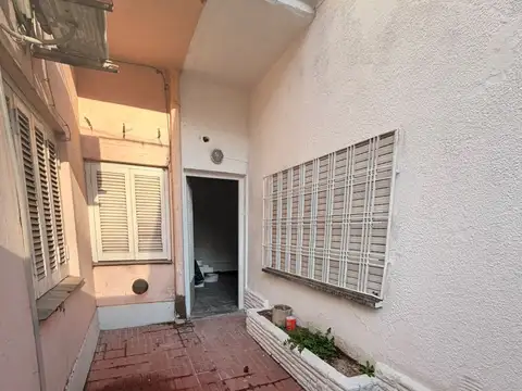 Depto Tipo Casa en Alquiler de 2 ambientes