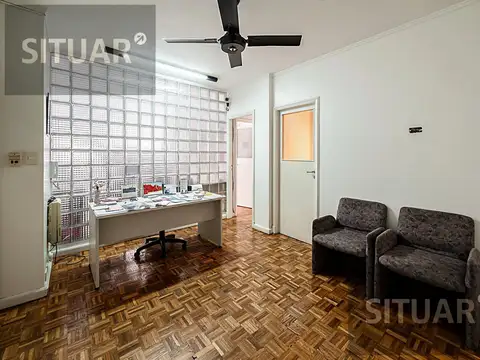 Oficina 4 ambientes con 1 baño