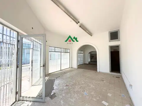 Local en Venta en Alto Alberdi, USD 130.000