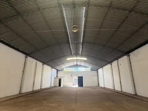 Galpon en Venta en Alberdi, USD 135.000