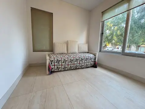 IMPECABLE CASA EN BARRIO PRIVADO DALVIAN SE FINANCIA!