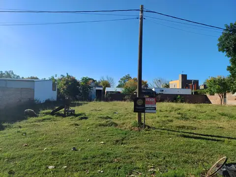 Terreno en Venta 25  mts Fondo