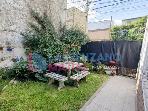 Depto Tipo Casa en Venta de 2 dormitorios
