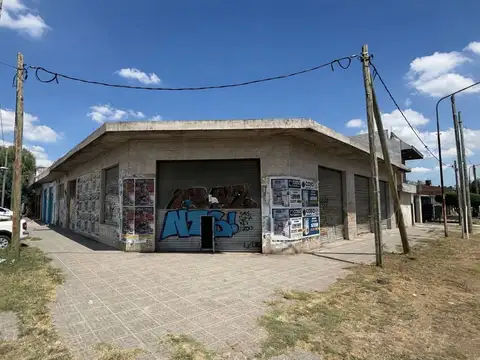 Local - Venta - Argentina, La Matanza - CARLOS CASARES 1757