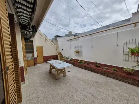 Casa en Venta en Parque Chacabuco, USD 298.000