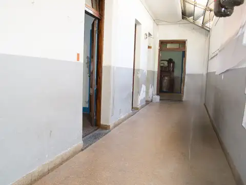 Depto Tipo Casa en Venta en Pompeya, USD 195.000