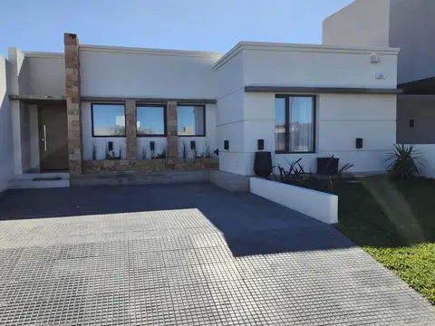 Casa en Docta Malagueño - 2 dormitorios