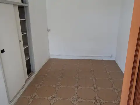 Depto Tipo Casa en Alquiler de 1 dormitorio