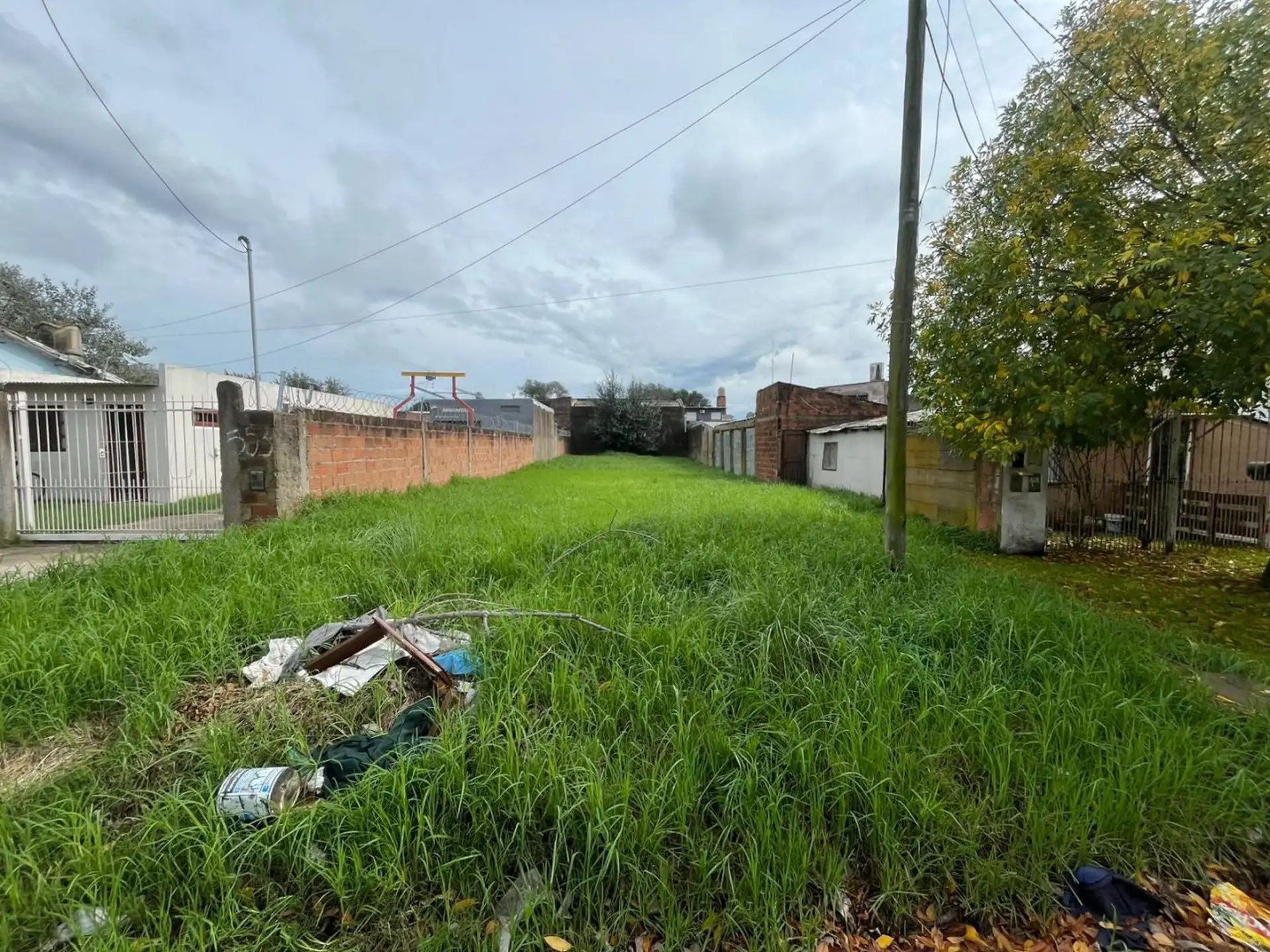 Terreno en venta de 383 m² con todos los servicios - Santa Rita