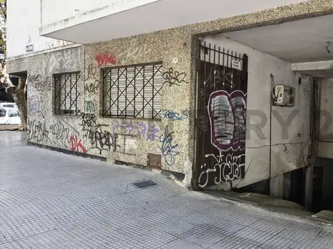 Güemes 100, Piso 0