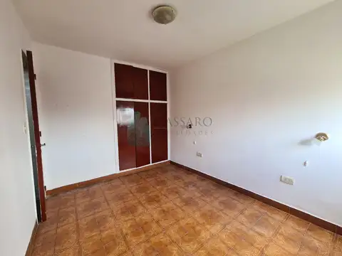 Departamento 3 ambientes, Lomas del Mirador.