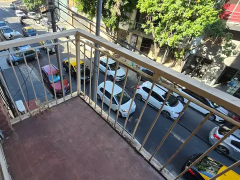 Alquiler 2 ambientes frente balcon  todo luz hermosa distribucion