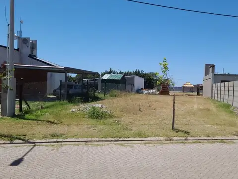 RETASADO!!! · Ciudad Náutica lote calle principal.