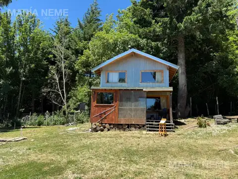Casa más departamento en Antiguo Camino Llao Llao y Combera
