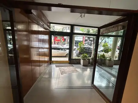 Departamento de 2 ambientes, excelente ubicación ,muy lumino