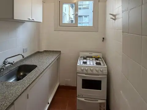 Departamento de 2 ambientes, excelente ubicación ,muy lumino