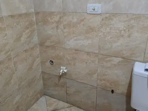 Depto Tipo Casa 2 ambientes con 1 baño
