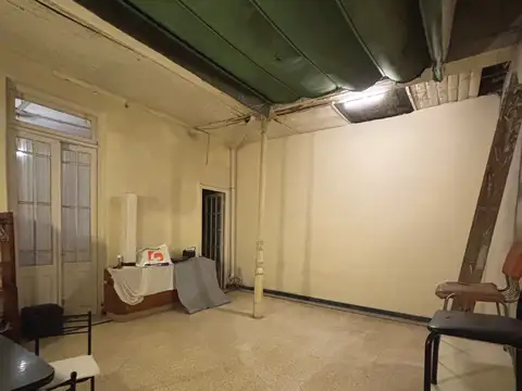 Calle Pellegrini 100