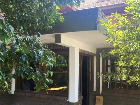Casa en Venta en Ezpeleta Este, USD 120.000