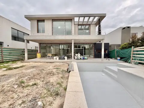 Casa  en Venta en Castaños, Nordelta, Tigre
