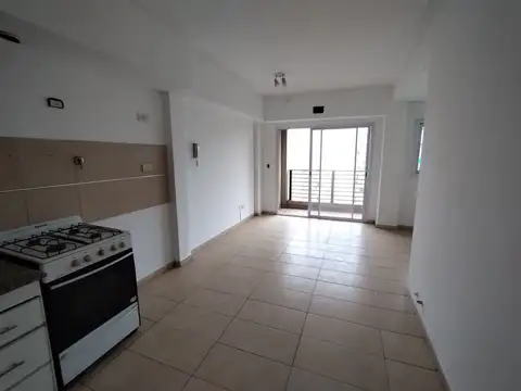 Anatole France 1500, Piso 6